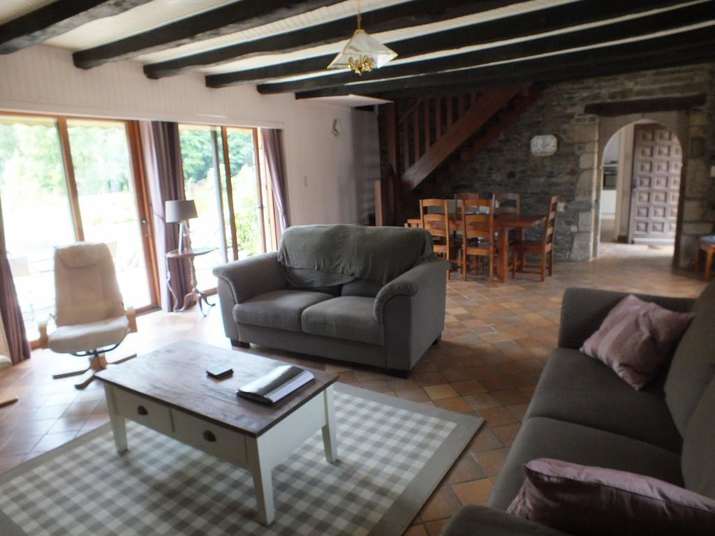 Gites De Lenvos Pontivy Δωμάτιο φωτογραφία